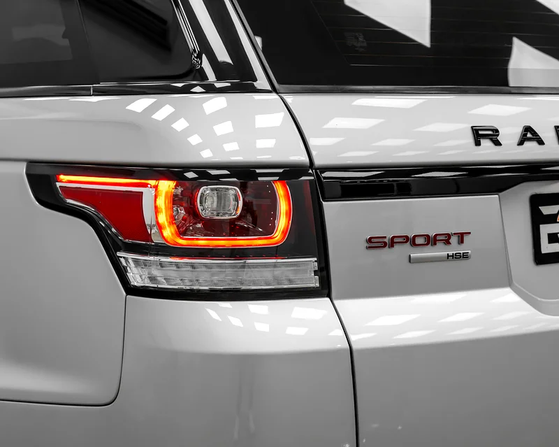RANGE ROVER SPORT HSE - V6 - 2017 - 60,000 km - GCC - FSH - SERVICE CONTACT - EXCELLENT CONDITION63158800231171114
