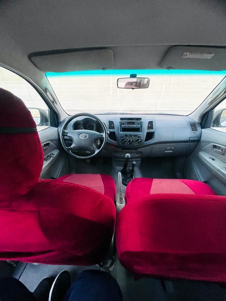 شاحنة بيك أب مزدوجة الكابينة من عام 2010، نظيفة جداً،63146741766401113