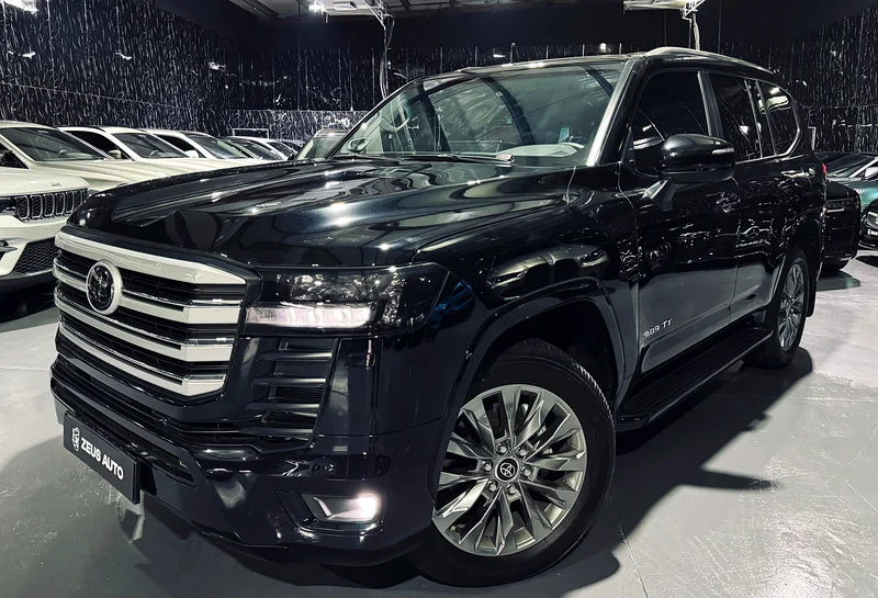 Land Cruiser GXR  – Model 2024 | GCC Specs | 409 TT | 5-Year Warranty  4-Year Service Al Futtaim63158340024193111