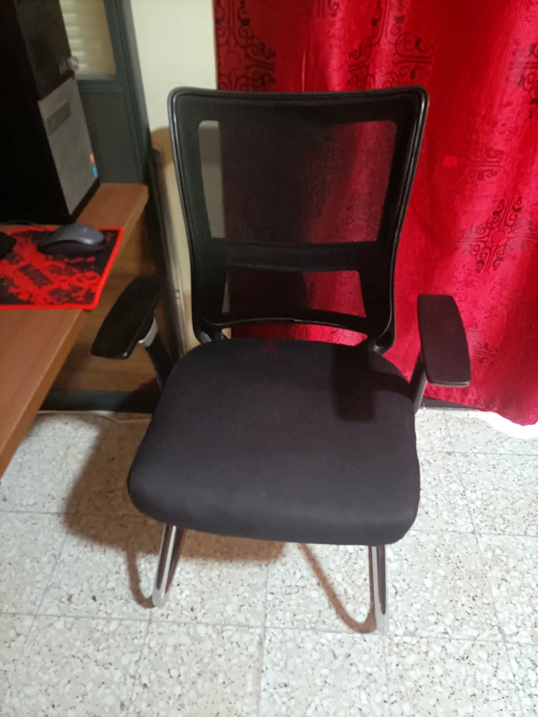 Desktop computer63255537979265111