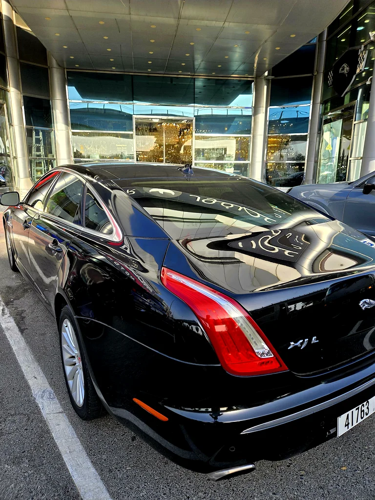 A perfect (best price) jaguar XJ 2015, GCC , (Photos litterly speak)63221825016833114