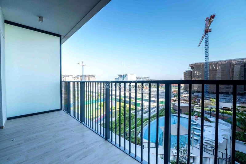 Full park view | Multiple options | Vacant63948938757250113