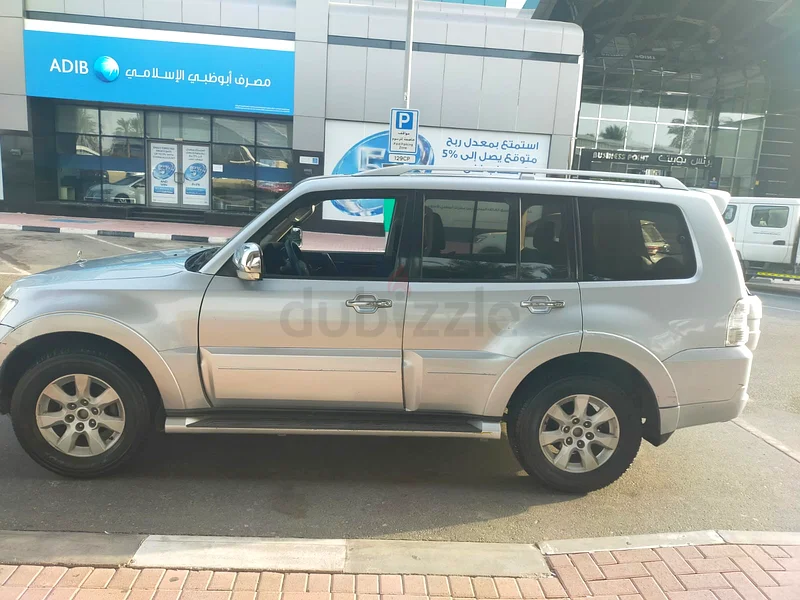 Silver GLS pajero for urgent sale63153228395779113