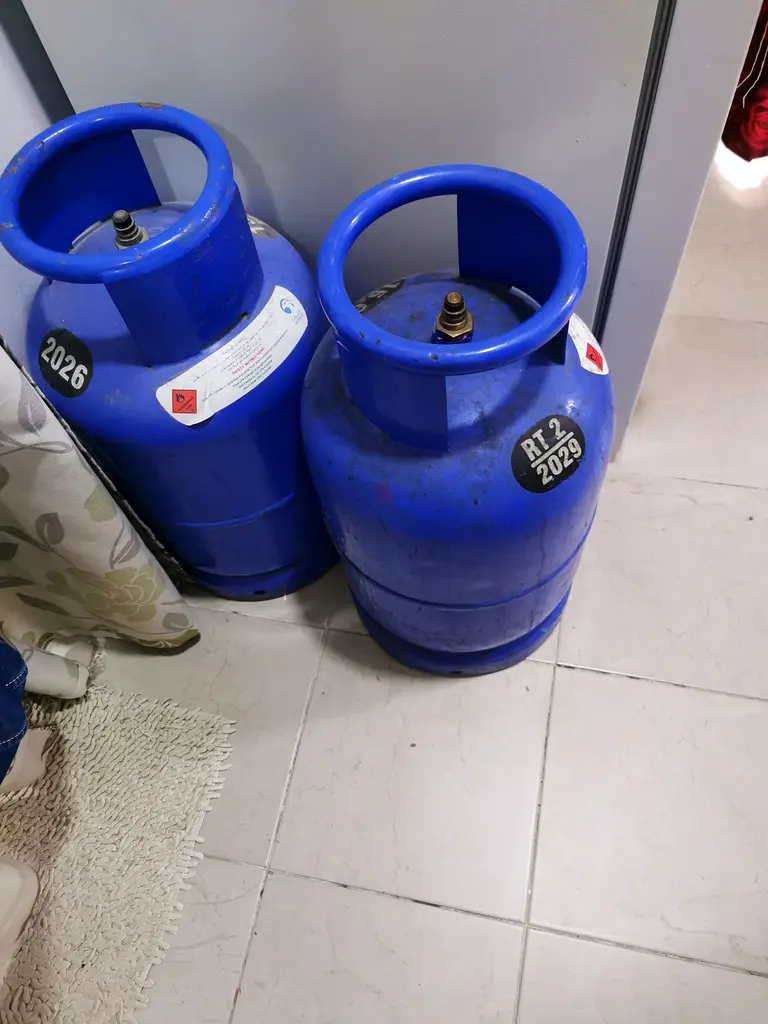 adnoc gas cylinder