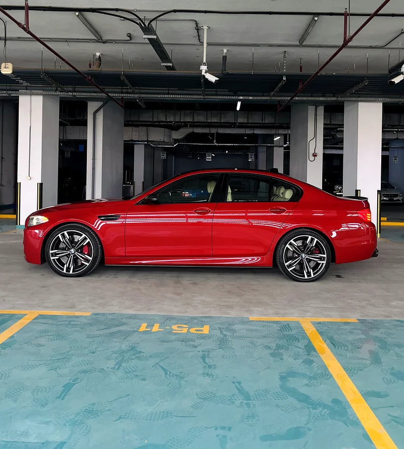 BMW M5 F10 | 2013 | GCC | Tuned | Carbon Kit | Excellent Condition63138716903553111