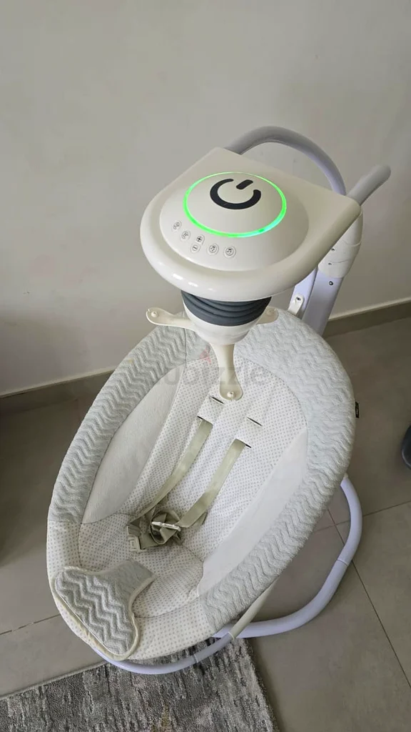 Gentle Soothing Baby Swing - Perfect for Your Little One!63196629123843110