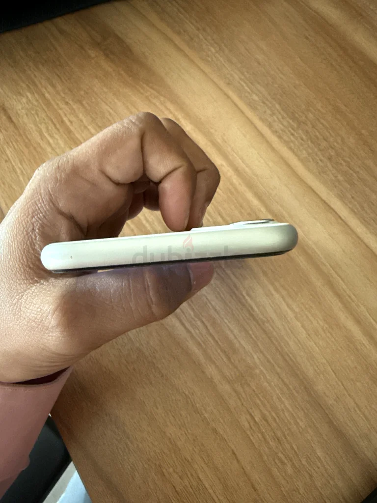 آيفون 1163181310575875113