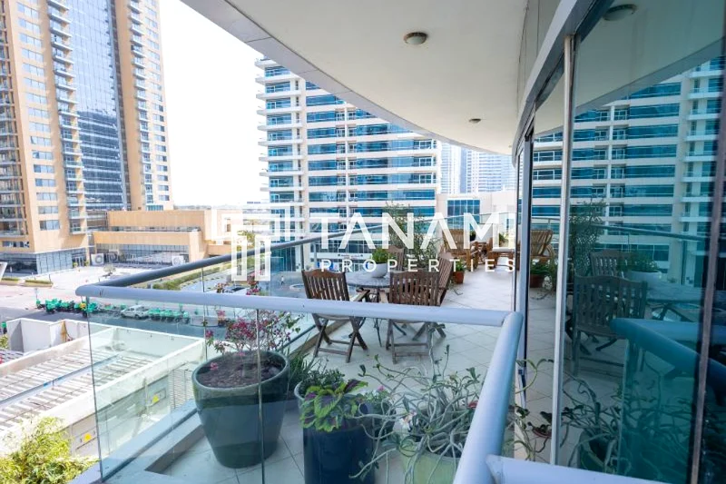 Community View | 3 Bed + M + Office Space | Vacant64037065289347111
