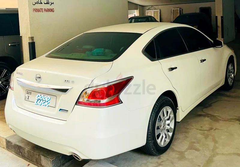 Low mileage, well maintained, GCC spec Nissan Altima for sale63148168374914111