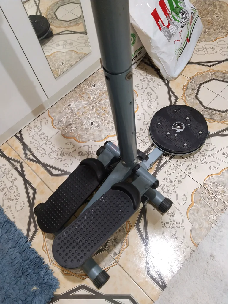 Compact Multi-Functional Home Gym Equipment63170412936067111