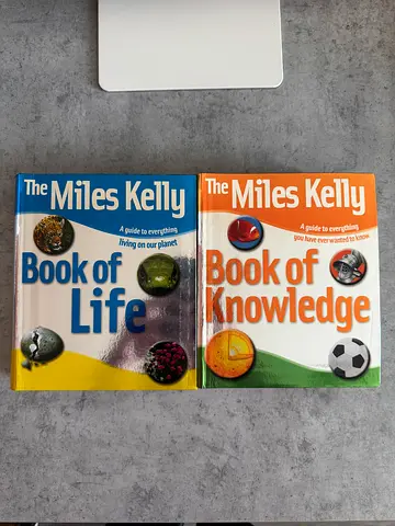 The Miles Kelly Books Bundle: Book of Life  Book of Knowledge