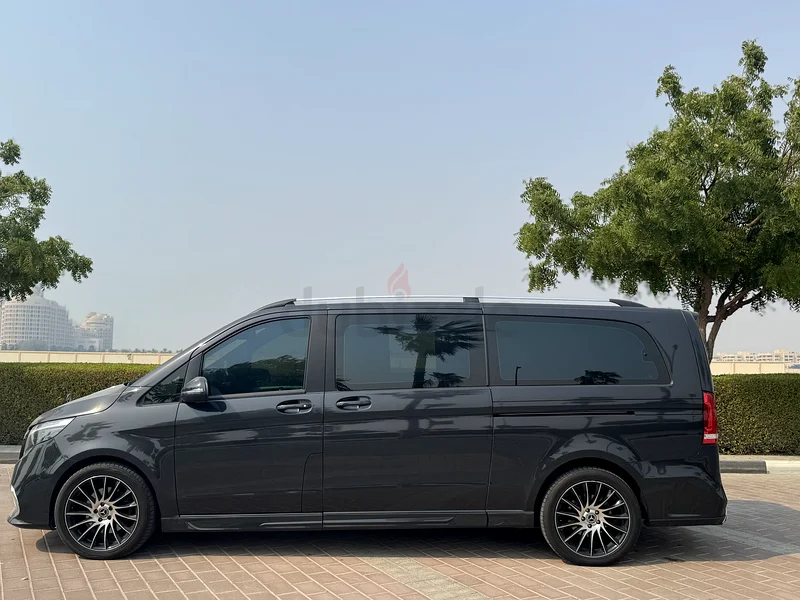 للبيع: مرسيدس 2023 V250 V Line Design VVIP – فان فاخرة للغاية | 370,000 درهم إماراتي63164770249089112