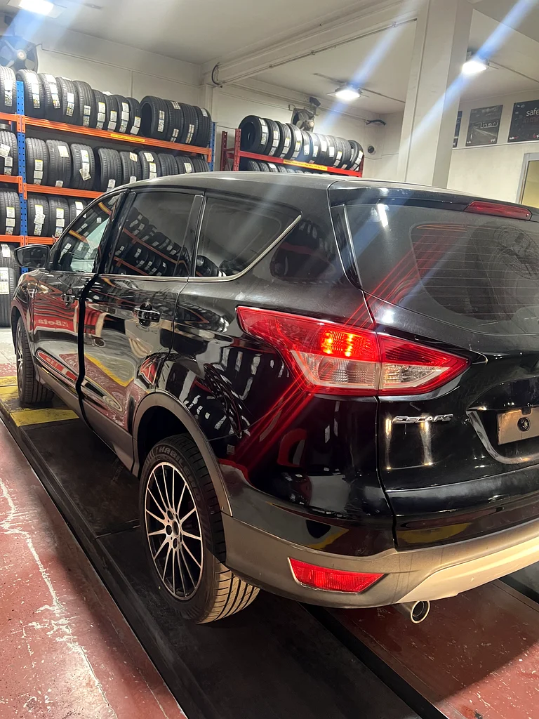 Ford Escape for Sale AED 22,000 Model 201663148644820994110