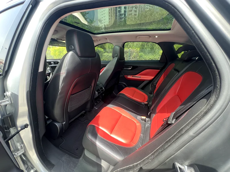 Jaguar F-Pace R-Sport 2018 | GCC Specs | Full Agency History | Original Paint | very clean car63176168787969112