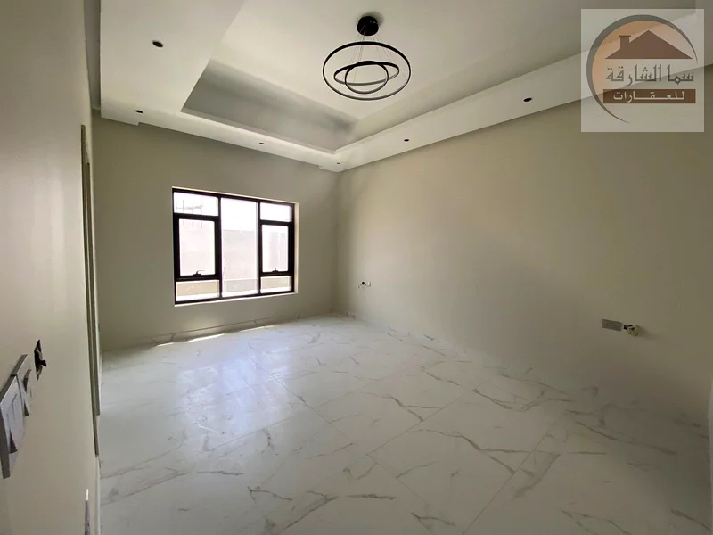 In Al-Raqeeba district, two twin villas on a corner plot of land with an area of ​​12,000 square feet, close to the entrance and exit63205836998018114