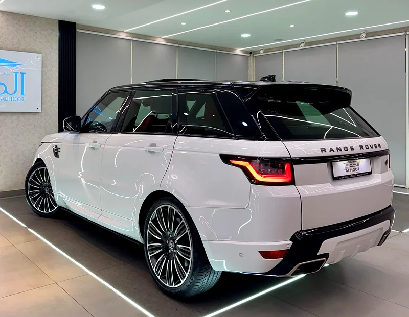 AUTOBIOGRAPHY KIT RANGE ROVER SPORT || GCC II FULLY LOADED || PANORAMIC || SCREENS || ONLY 98K MILES63177939268481114