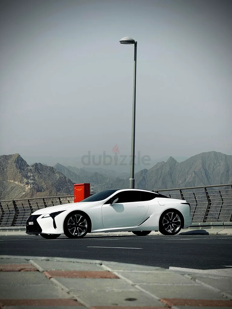 Lexus LC500 - Shorwoom Condition - Full Service History  - 2nd Owner63150023339266111