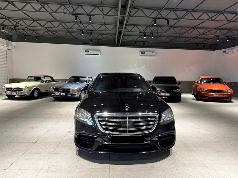 Very clean well maintained original paint first owner S63 AMG63162463583235111