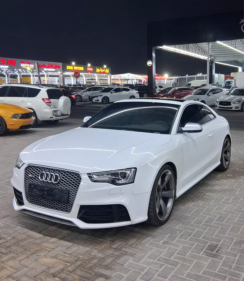 أودي RS5 دول الخليج 2015، بجميع الخيارات، بحالة ممتازة، ملكية فردية، وصيانة جيدة631689713866261120