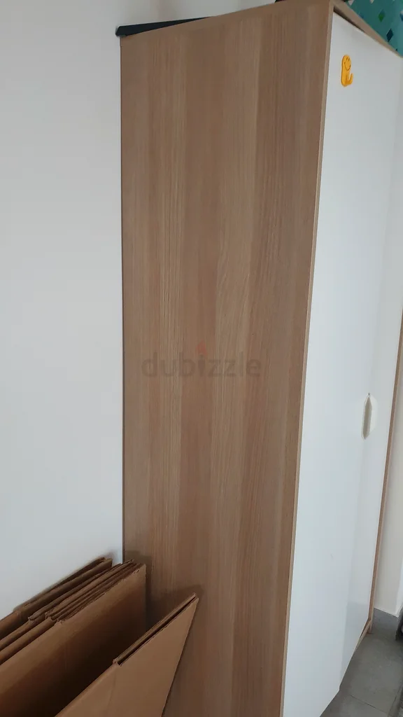 Stylish White Storage Wardrobe - Perfect for Any Room63221848425602111