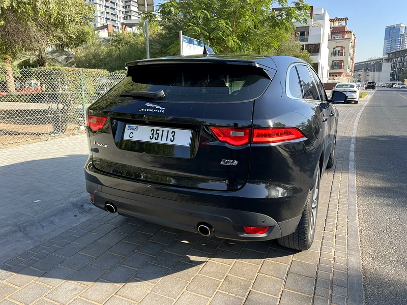 JAGUAR F PACE | GCC SPECS | 201763222311819394114