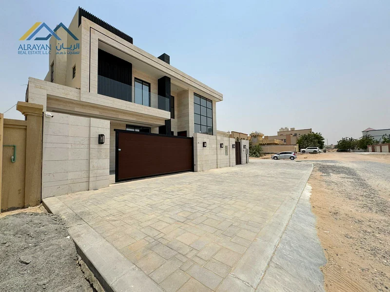 تصميم زاوية فاخر جدًا، يشمل الكهرباء والمياه وتكييف الهواء. تكييف مركزي. يوجد مكان للمصعد.63874152884482111