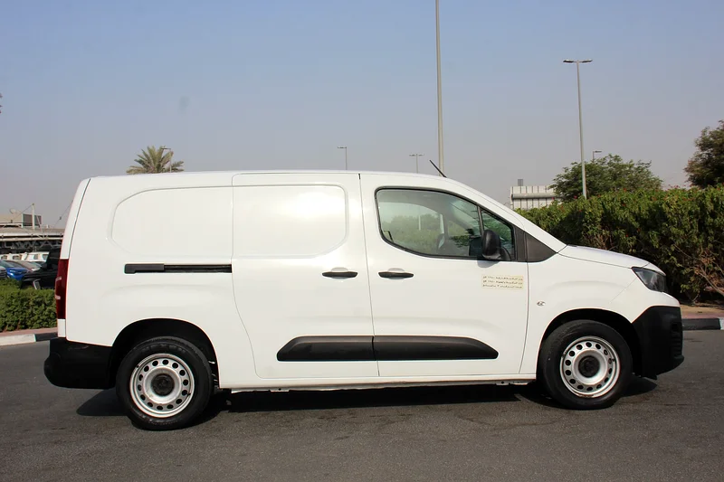 Peugeot Partner 2022 Gcc Delivery Van Good Condition Car63154166360579114