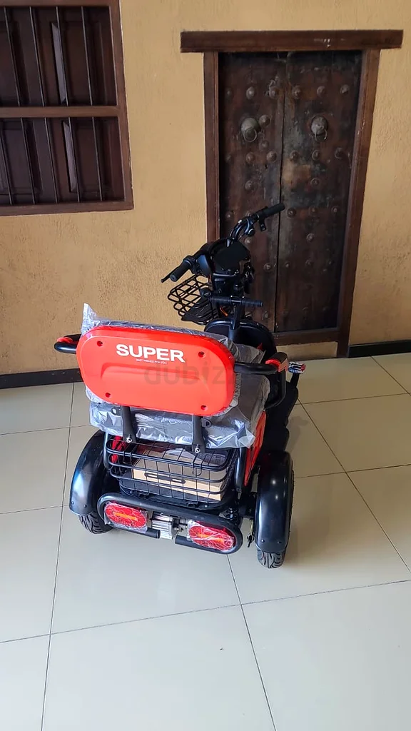 3 passenger scooter with sliding function63253481567491113
