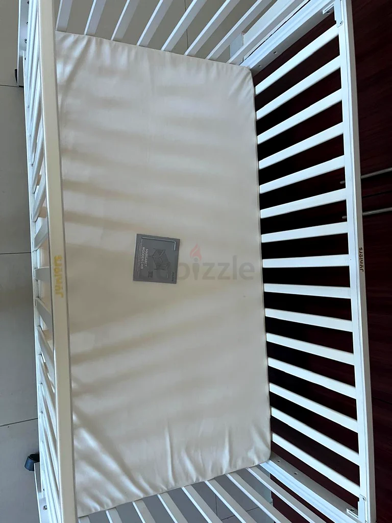 Elegant White Baby Crib63208855712771113
