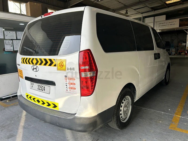 Hyundai H1 VAN - GCC - First Owner63151400324611114
