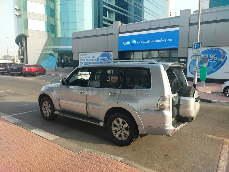 Silver GLS pajero for urgent sale63153228395779111