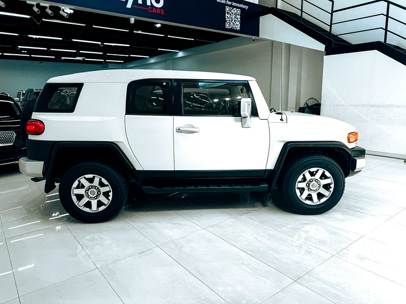 2021 Toyota FJ Cruiser 4.0L V6 // EMI Starting from 2,060 AED63157441881859113