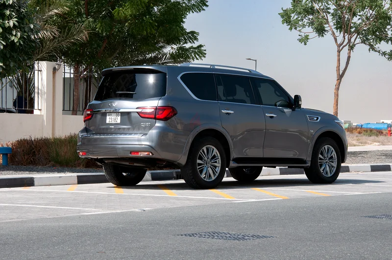 2018 إنفيني QX8063223815558402112