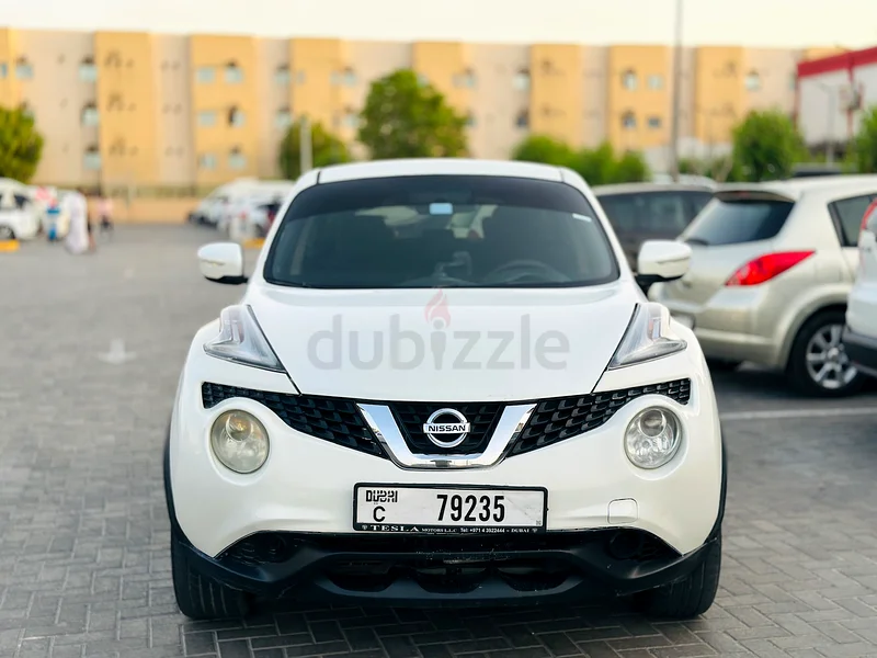 نيسان جوك 1.6 SV موديل 2015، منطقة الخليج، حالة جيدة، لا حوادث، تشغيل بالضغطة، موديل متوسط63167092347649111