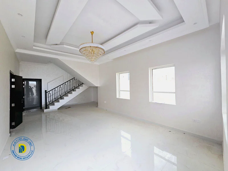5 bedroom villa with roof. The price includes registration and ownership fees. It is located in a p63188636609282113