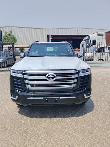 LC300 3.5L VXR PETROL 7 SEATER FULL OPTION(ONLY FOR AFRICA) NOT FOR LOCAL OR GCC COUNTRIES