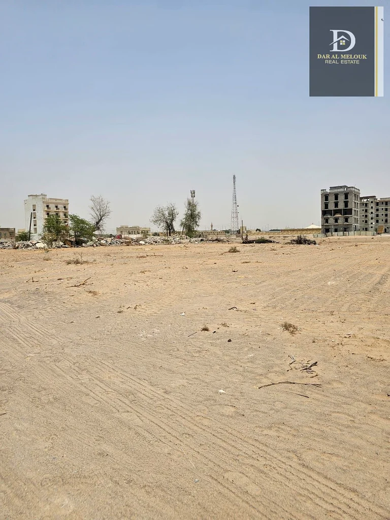 For Sale in Sharjah  Al Malha Area  Commercial Plot  Prime Location  Close to All Services  Near the Neighboring Street  And the School  And the Round63184191760258111