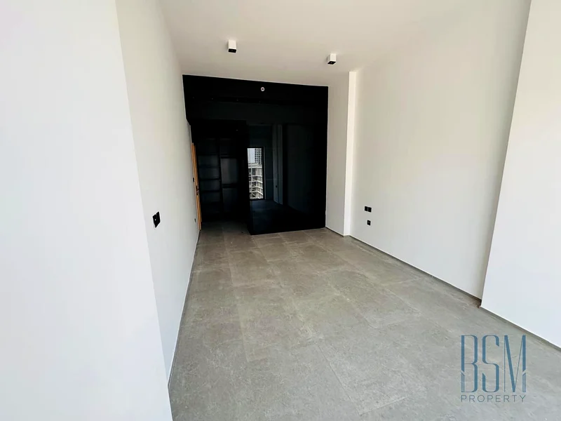 Unfurnished | With Balcony | Community View63788865461762112