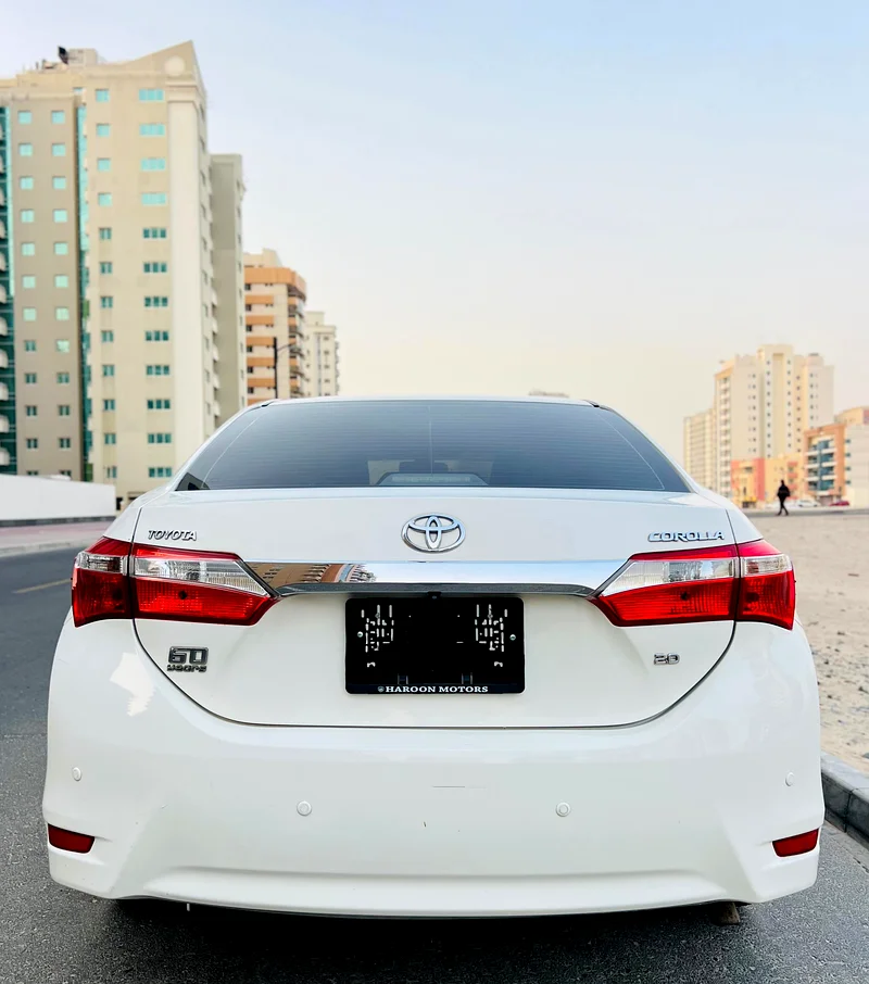 TOYOTA COROLLA 2.0 | 60th YEAR EDITION | BEIGE LEATHER | KEY START63146742818947113