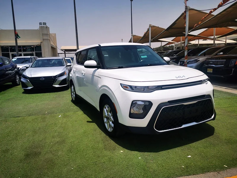 Kia Soul ** 2022 ** | EX ** | ** Very Clean Car ** | Milky White ** |63171297253633113