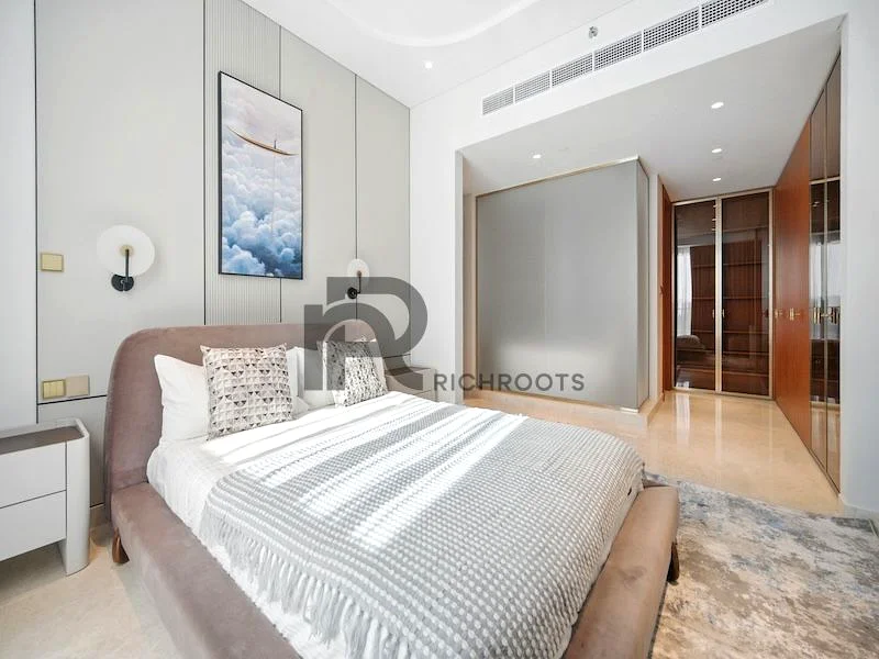 READY TO MOVE | PARTIAL SEA VIEW |BEACH ACCESS63752174180482111