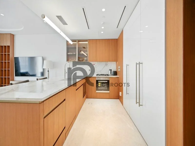 READY TO MOVE | PARTIAL SEA VIEW |BEACH ACCESS63752174180482114