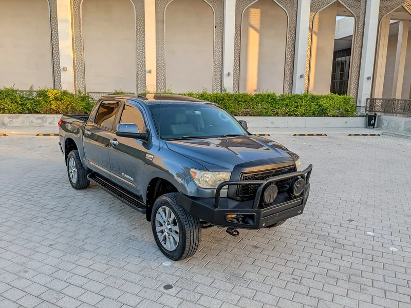 تويوتا تاندرا 2007 V8 بحالة ممتازة، 4 أبواب، مثالية من الداخل والخارج مع شبك أمامي63147208434562113