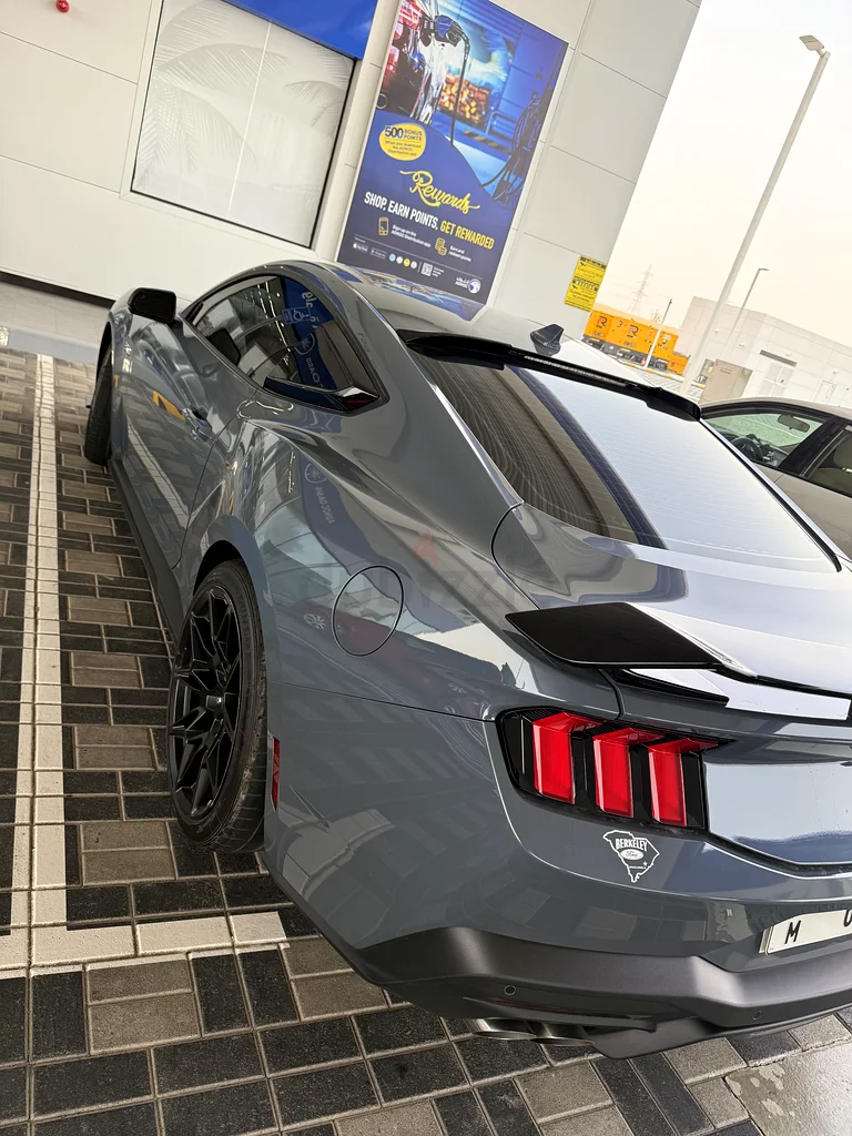 فورد موستانج GT، عنوان نظيف63148646717955113