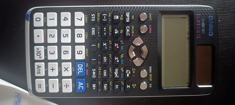 آلة حاسبة علمية كاسيو - حالة ممتازة!63261816033282112