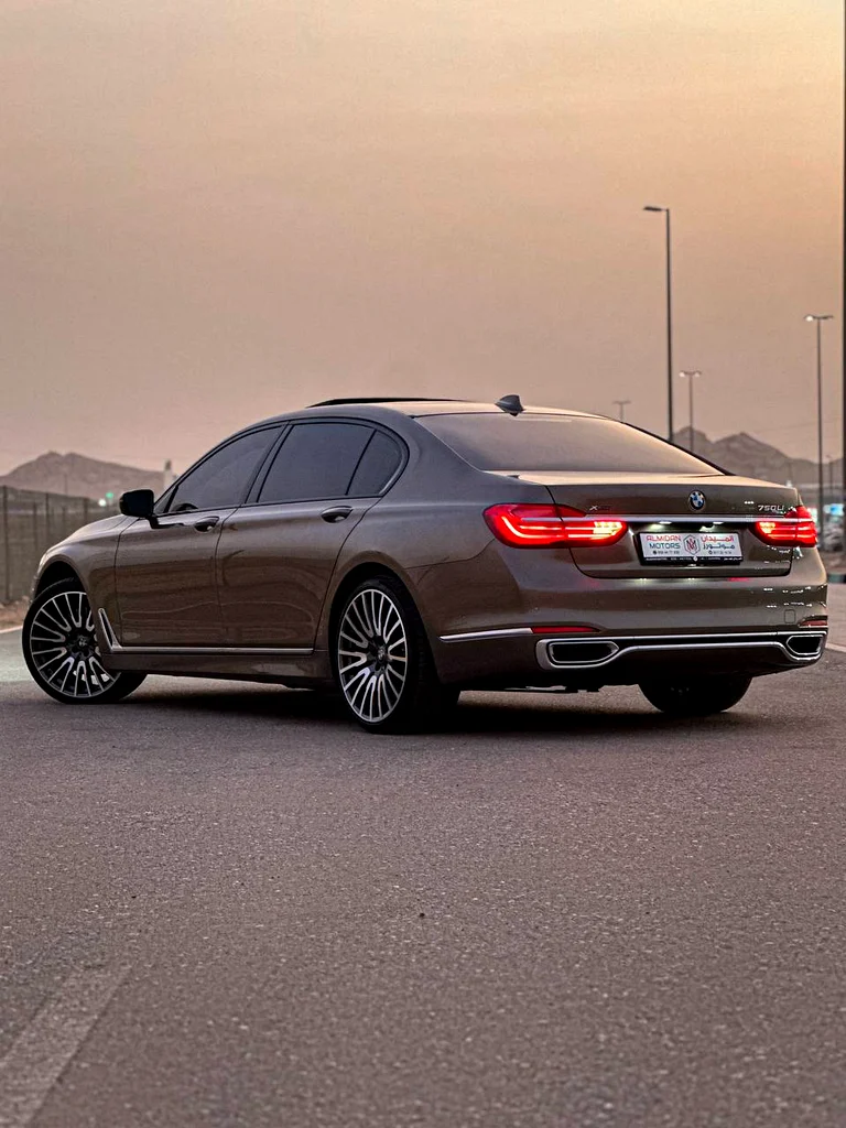 BMW 750Li 2017  GCC Spec63160611294977114
