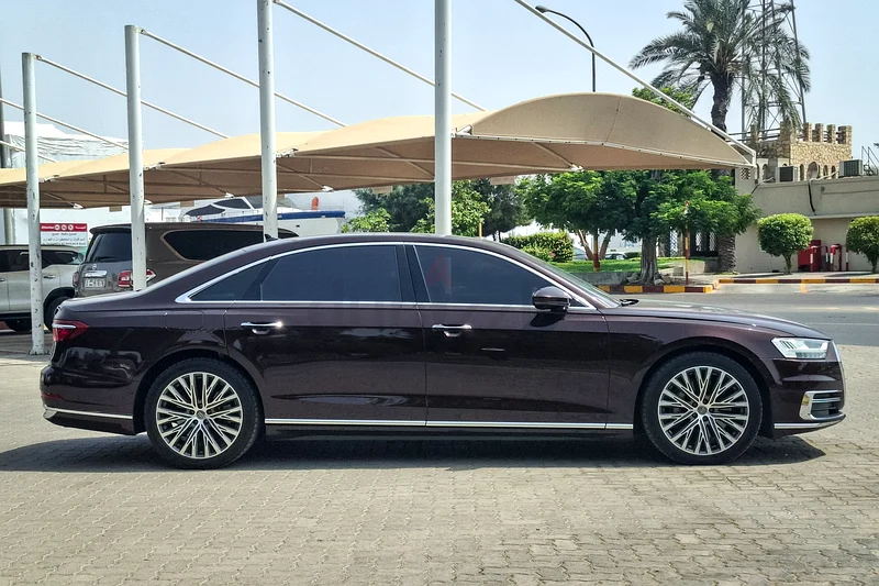 AED 1976/month | 2019 Audi A8 55 TFSI Quattro | GCC Specs | Ref#34093163224791787778113