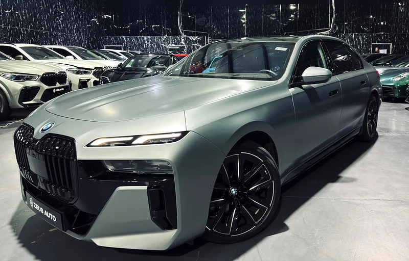 بي إم دبليو i7 xDrive60 – موديل 2022 | المواصفات الأوروبية | السيدان الفاخرة الكهربائية الرائدة631610674519061117