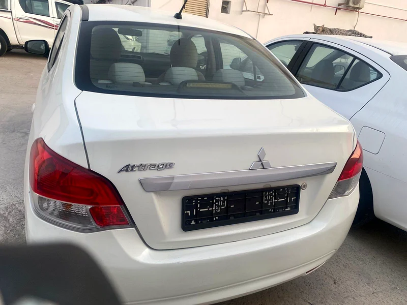 ميتسوبيشي أتراج 202063172652769027112