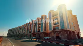 ONE MONTH FREE Spacious 2BHK- Balcony - Central A/C - Free Parking